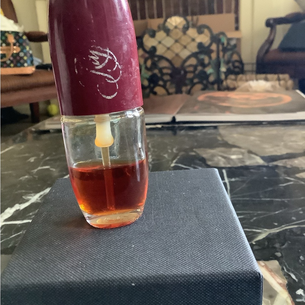 Vintage discontinued Raffinee by Houbigant 0.37 oz spray